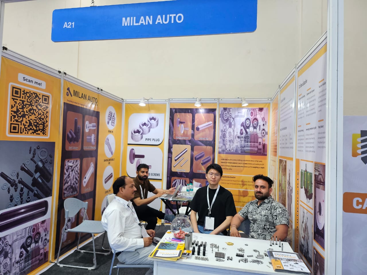 milan auto exhibition (1)